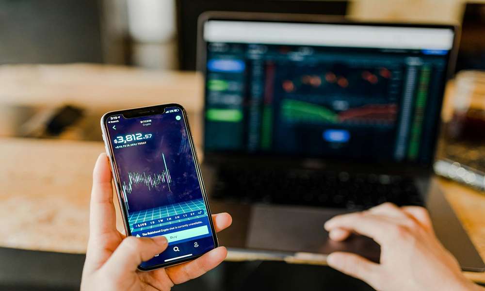 پشتیبانی و خدمات مشتریان در لایت فایننس