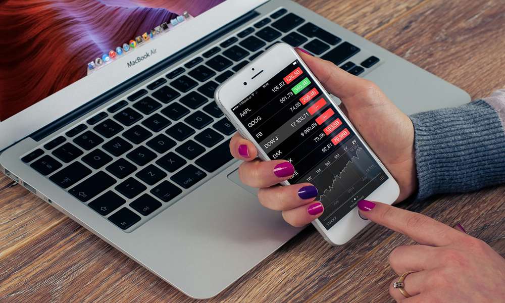 دیگر پلتفرم ها مانند اپلیکیشن موبایل LiteFinance و WebTerminal